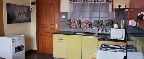 Ngara West Apartamento | Sunyee, Mvuli Suites