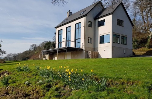 Newcastle Emlyn Casa | Gales Alquiler de vacaciones de lujo, Capacidad 10, Se admiten perros Riverside, Pesca en kayak