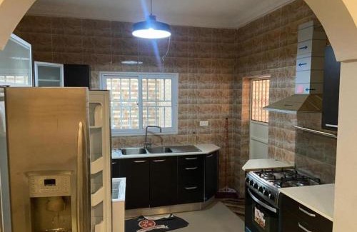 Old-Yundum Apartamento | Supapa Luxury Properties