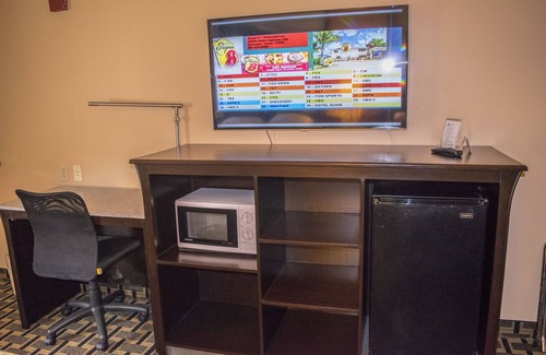 Barker Hotel | Super 8 by Wyndham Houston/Willowbrook/Hwy 249