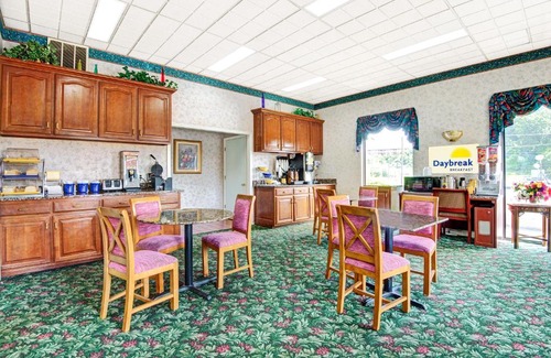 Nashville Hotel | Super 8 by Wyndham Nashville Near Downtown/I-40