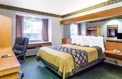 Midvale Hotel | Super 8 by Wyndham Pride Midvale/Midvalley/Salt Lake City