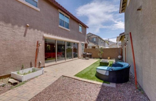 Laveen Village Casa | Super bowl ready! House is equipped w/ electric car charging
