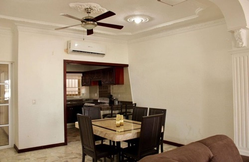 Lomas de Mazatlán Apartamento | Amplio 3 Departamento super centrico