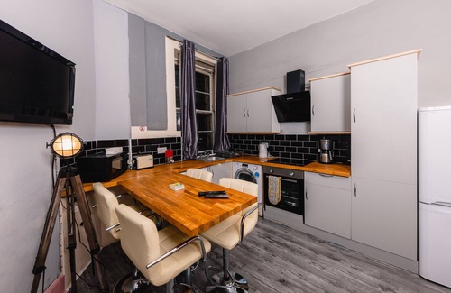 Bonnington Apartamento | Super Central 4 Bedrooms Apartment by Calton Hill