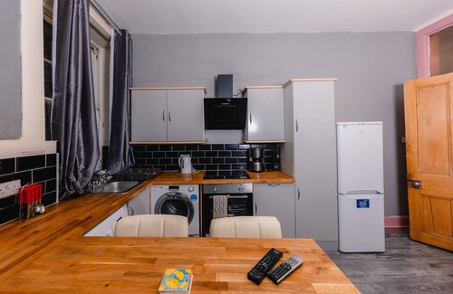 Bonnington Apartamento | Super Central 4 Bedrooms Apartment by Calton Hill