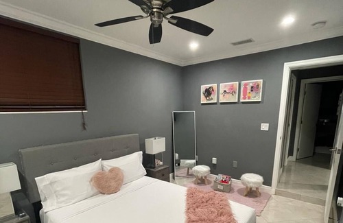 Greenacres Casa | Súper central Home in the heart of WPB spacious and comfortable !