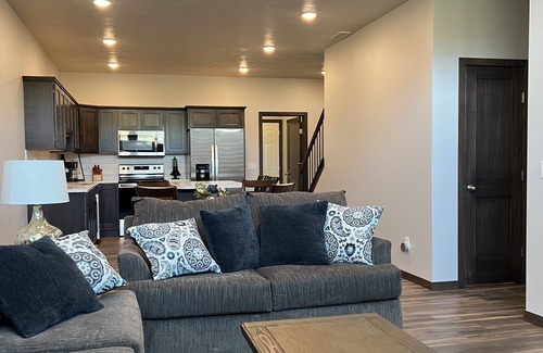 Sioux Falls Casa | Super Clean New Townhome in South Sioux Falls
