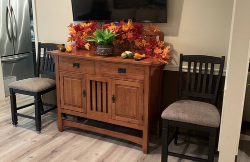 Gatlinburg - Pigeon Forge Cabaña | Super clean, renovated, pet and handicap friendly cottage in great location