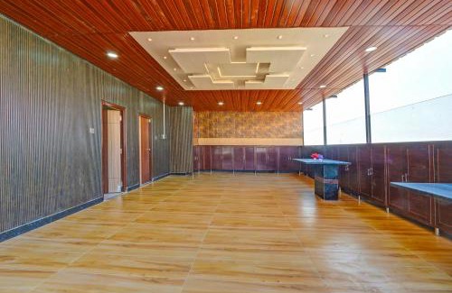 Gachibowli Hotel | Super Collection O Gachibowli Phase 2 Near ISB