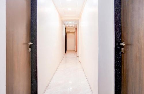 Sanpada Hotel | Super Collection O Sector 5 Sanpada Formerly Opal Comforts