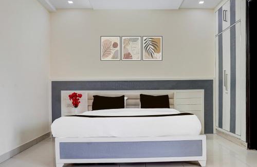 Sector 70 Hotel | Super Collection O Sector 70 Noida