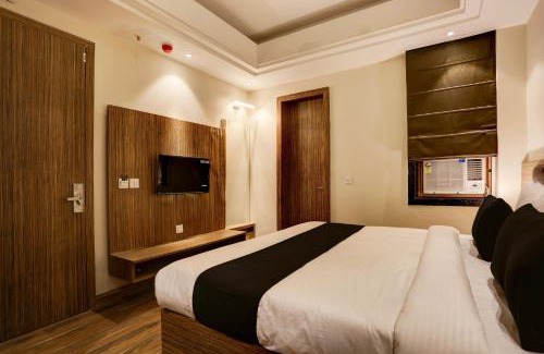 Kanpur Hotel | Super Collection O Stargaze