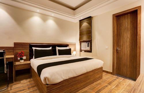 Kanpur Hotel | Super Collection O Stargaze