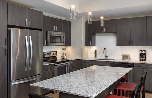 Civic District Complejo | Super convenient location in Austin