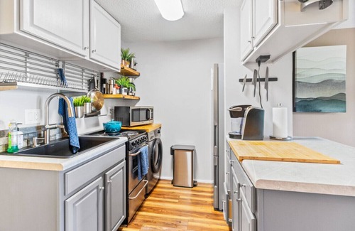 Snowshoe Apartamento | Super Cozy Studio Near Slopes And Shuttle Bus WiFi