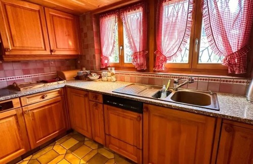 Rougemont Apartamento | Super Cute and Cozy Chalet in the Village Center