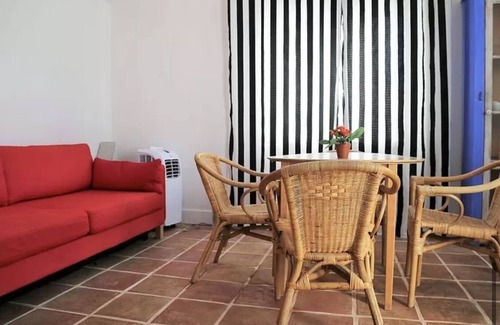 Petaluma Cabaña | Super Cute Guesthouse in West Petaluma