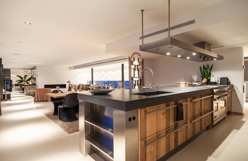 Sant Josep de sa Talaia Villa | Super Elite Ibiza Villa | Super-sleek contemporary style | Villa Emilio | 4 Bedrooms | Chill Out Area's Hot Tub | 4 Bedroom | San Jose
