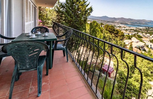 Llanca Apartamento | Super Fener 92 – apartamento con terraza y vistas