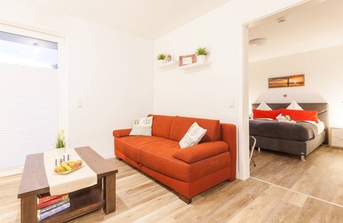 Alt Gaarz Apartamento | Super Gemütliche 2-raum-ferienwohnung mit Terrasse, 500 m bis zum Strand