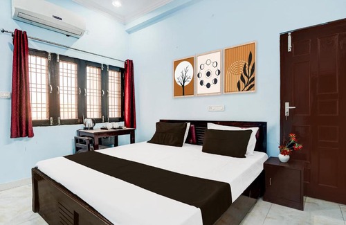 Mohangarh Hotel | Super Hotel O Garden View Vrindavan Lucknow