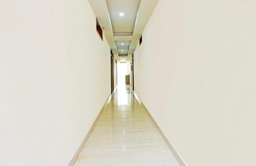 Gurugram Hotel | Super Hotel O Gurgaon Old Town