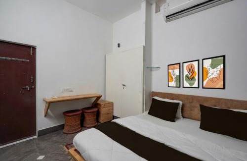 Uchiyarda Hotel | Super Hotel O Jodhpur Cantt Railway Junction Formerly Jannat Residency