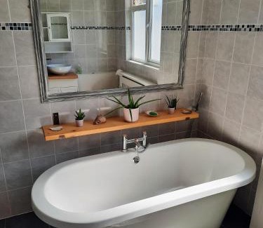 Brighton Casa | Super king bedroom with large ensuite