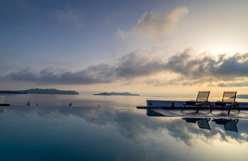 Achladies Villa | Super Luxury Skiathos Villa Seven Stunning Bedroom Suites Villa Daphne Achliades