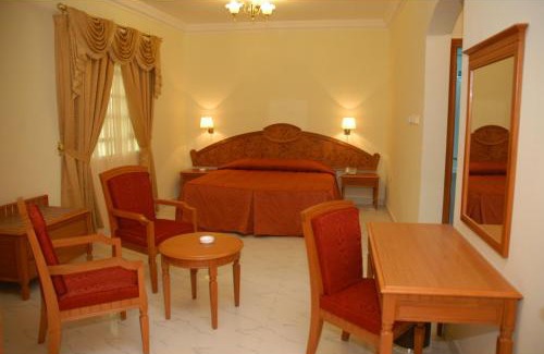 Azaiba Apartamento | Super OYO 151 Manam 2 Hotel Apartment