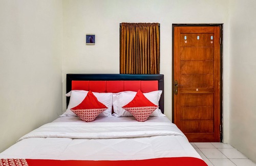Depok Hotel | Super OYO 3878 Graha Hsc Syariah