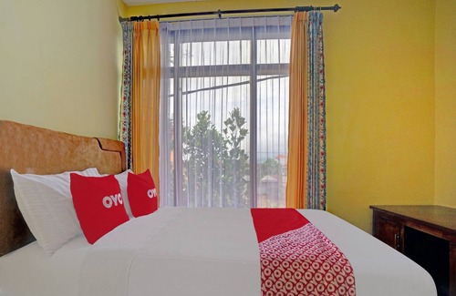 Sidomulyo Hotel | Super OYO 90488 Harwin Homestay