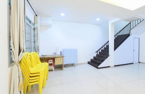 Miri Hotel | Super OYO 90579 U Inn
