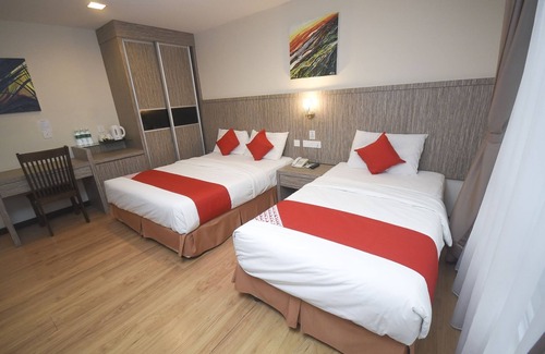 Miri Hotel | Super OYO 985 Hotel Nur