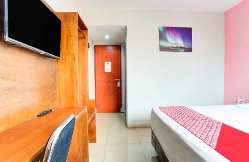 Lembang Hotel | Vaccinated Staff - OYO 3876 The Aurora Inn Lembang