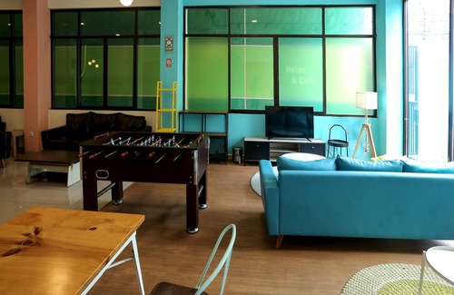 Gambir Hotel | Super OYO Collection O 92130 Hotel Fiducia Kaji
