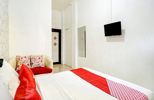 Blimbing Hotel | OYO Flagship 90502 Holistay Malang New