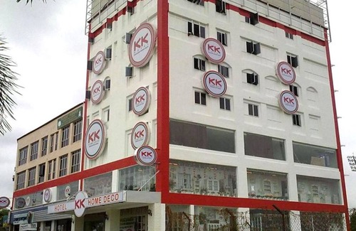 Kajang Hotel | SUPER OYO Swing & Pillows Kajang Hotel Near Stadium Kajang Station