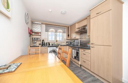 Inverkeithing Apartamento | Super Prime Train Station Inverkeithing By Tba