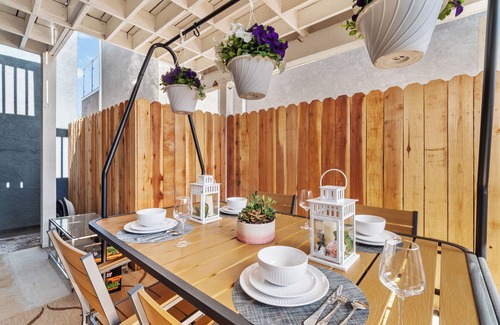 Mira Mesa Casa | Super Spacious Family Vacation Home!