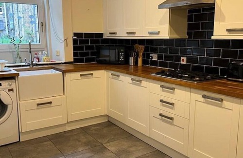 Shawlands Apartamento | Super Spacious Victorian 3 BR main door flat Shawlands/Hampden Park near by