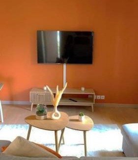 Villeneuve-le-Roi Apartamento | Super T2 meublé en bord de seine