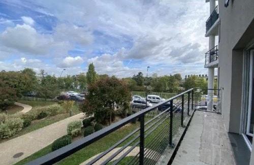 Villeneuve-le-Roi Apartamento | Super T2 meublé en bord de seine