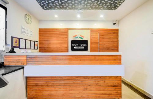 Dewas Hotel | Super Townhouse Dewas City Formerly Utsav