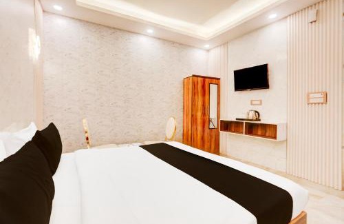 Faridabad Hotel | Super Townhouse Faridabad Railway Station Formerly Hotel Royals Paradaise