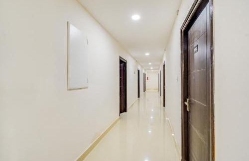 Hyderabad Hotel | Super Townhouse Golden Temple Manikonda