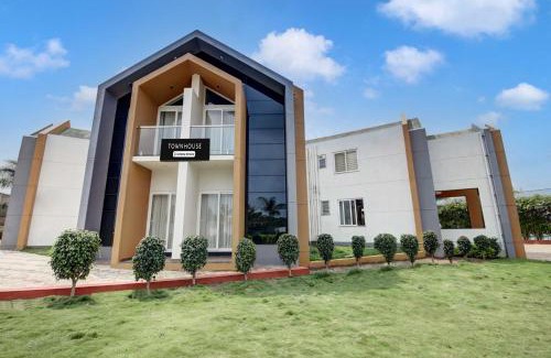 Kyarkoppa Hotel | Super Townhouse IIT Dharwad