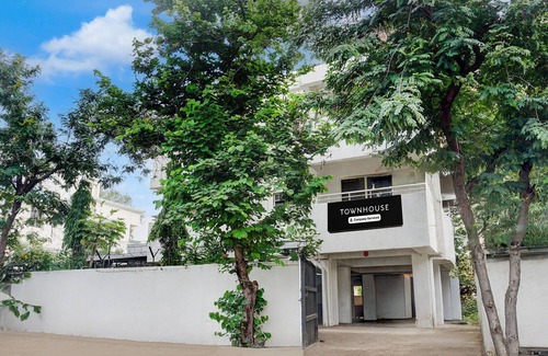 Mundhwa Casa | Super Townhouse Koregaon Park