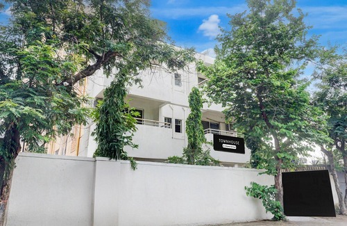 Mundhwa Casa | Super Townhouse Koregaon Park